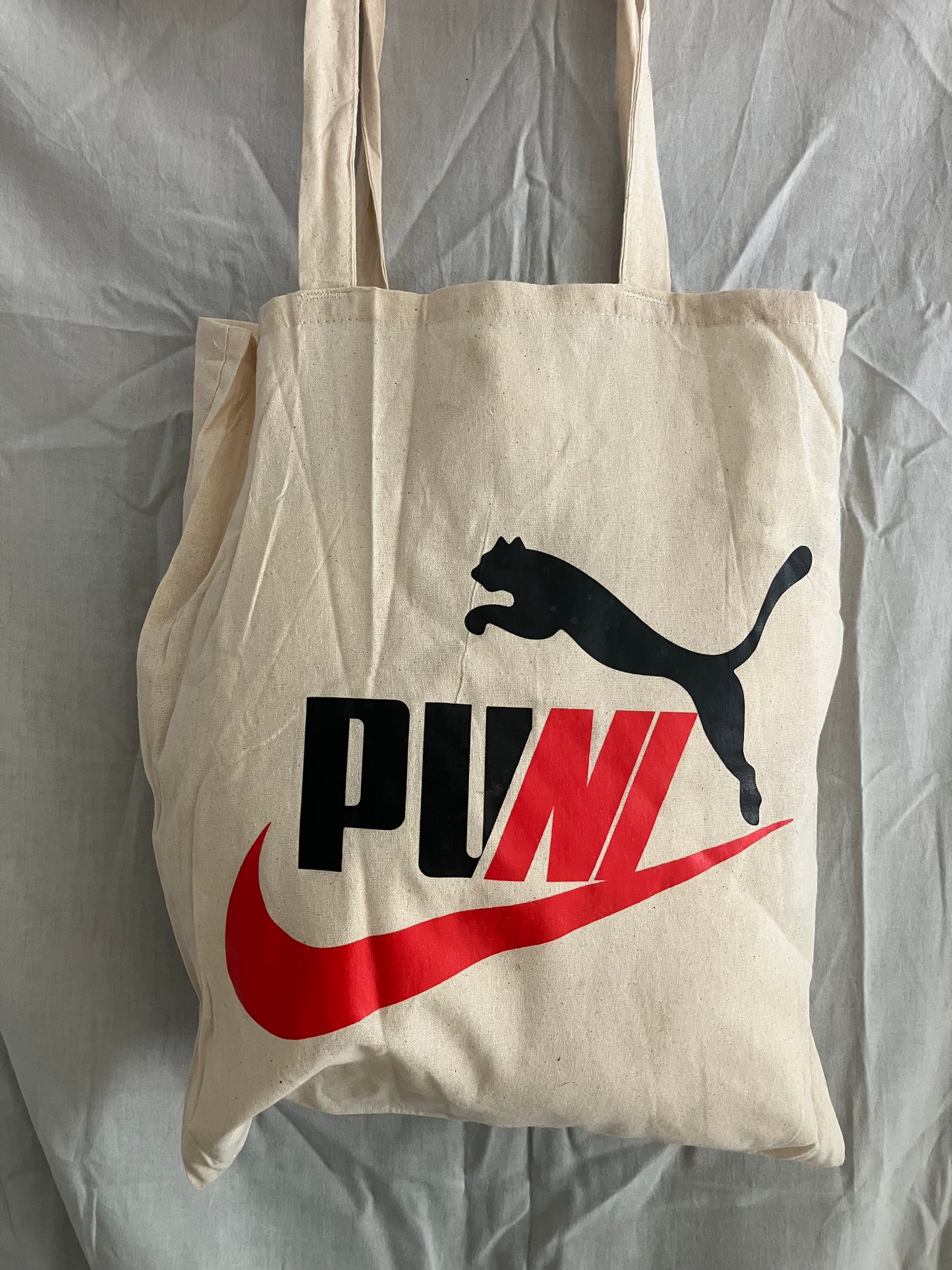 PUNI VÁSZONTÁSKA